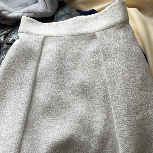 🤍 Cute White Skirt (Black Halo) - Picture 6 of 7